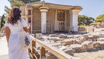 Knossos Palace: E-Ticket with Audio Tour on Your Phone