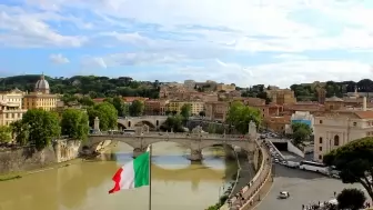 Castel Sant'Angelo: a palimpsest of memories