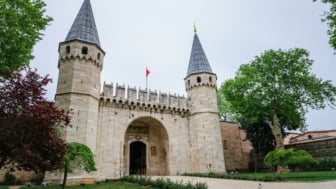 Topkapi Palace: The Cannon Gate