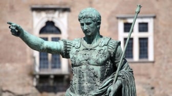 Rome’s city self-guided Virtual Experience: Politics and Roman holidays