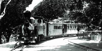 40 στάσεις στη Ιστορία των Ελληνικών Σιδηροδρόμων