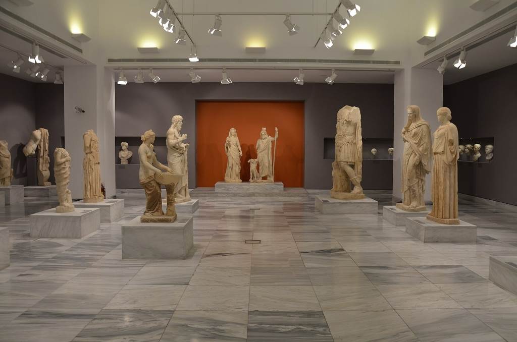 1631px Heraklion Archaeological Museum 30094298600