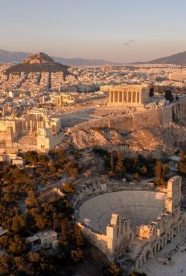 self-guided Athens city walking tour