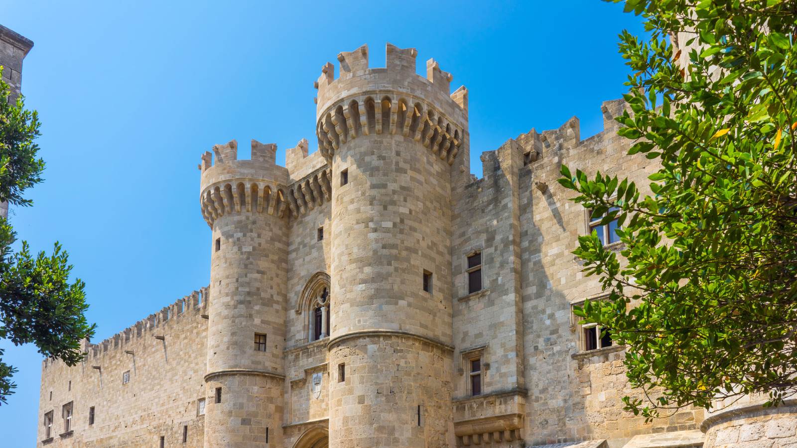 Palace of the Grand Master of the Knights of Rhodes - Historic European  Castles