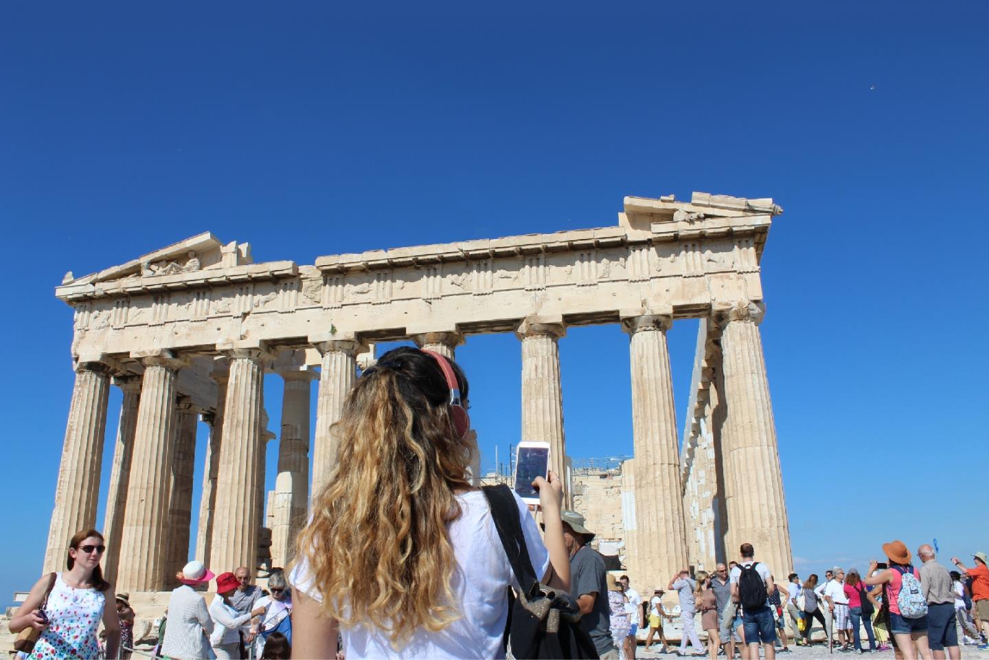 acropolis museum audio tour free