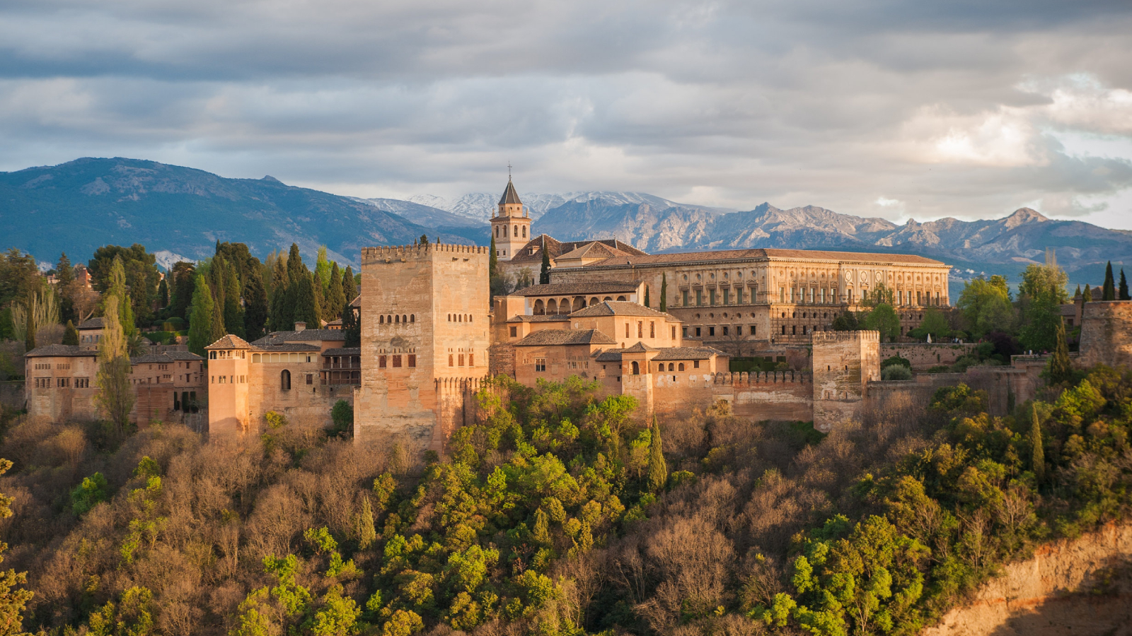 The Alhambra Palace: Skip-The-Line e-ticket with Audio Tour