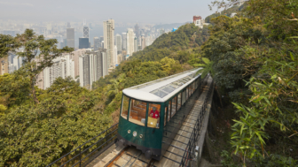Victoria Peak and Peak Tram tour: Hong Kong up and down