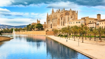 Mallorca Cathedral: E-Ticket with Audio Tour on Your Phone