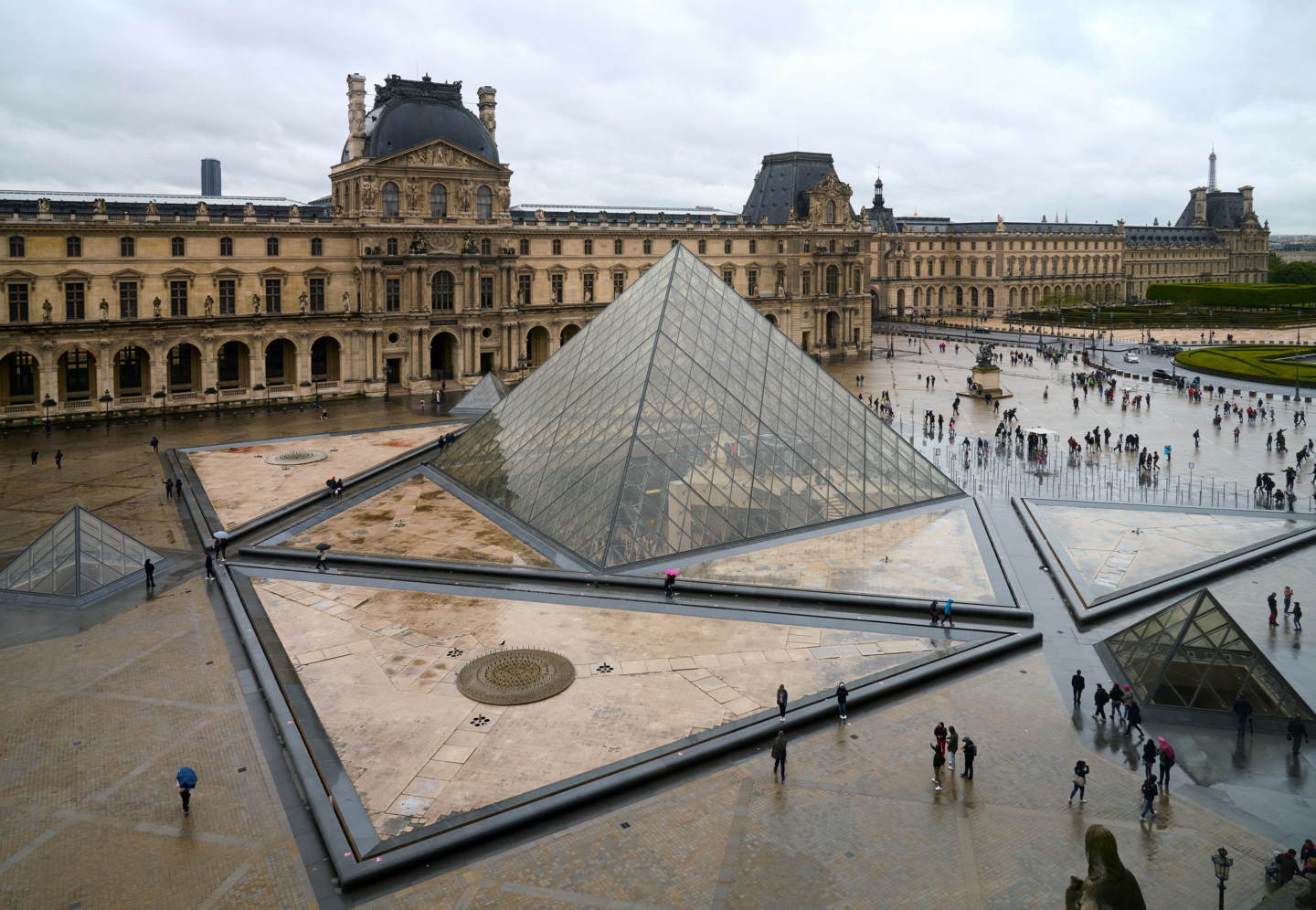 audio tour louvre