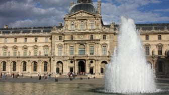 Paris city tour and Louvre combo audio tour