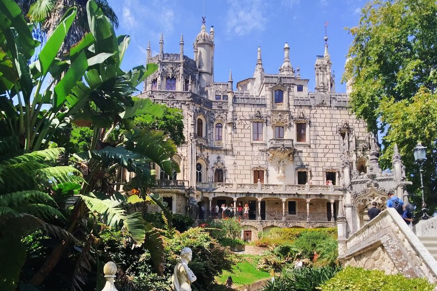 5 stops in quinta da regaleira 4