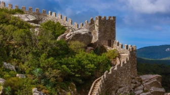 Moorish Castle & Quinta da Regaleira: E-Tickets with Audio Tours & Sintra Audio City Tour